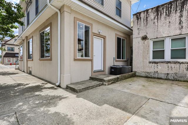 63 Union Boulevard, Wallington, NJ 07057