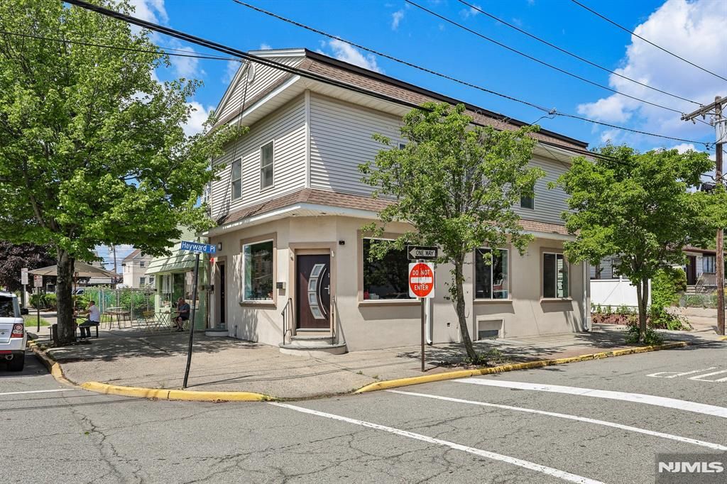 63 Union Boulevard, Wallington, NJ 07057