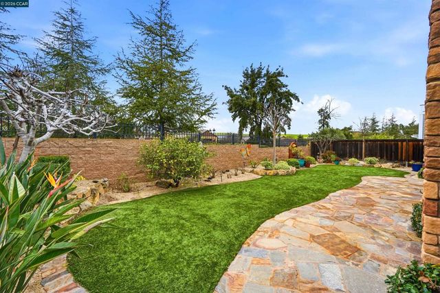 1613 California Trl, Brentwood, CA 94513