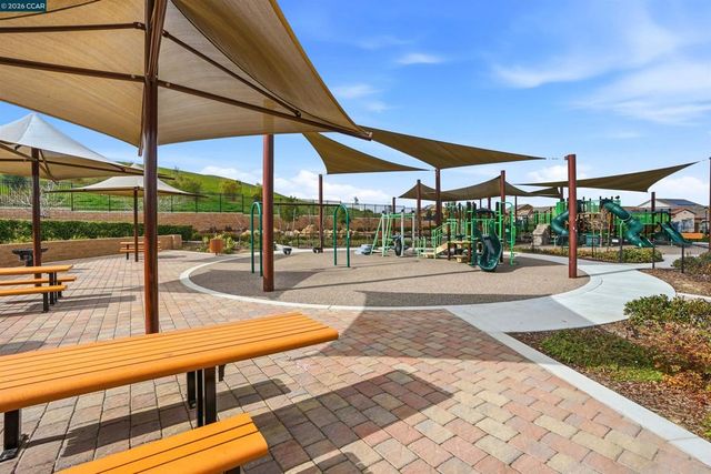 1613 California Trl, Brentwood, CA 94513