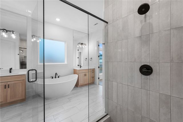 8801 W Comet Drive, Bentonville, AR 72713