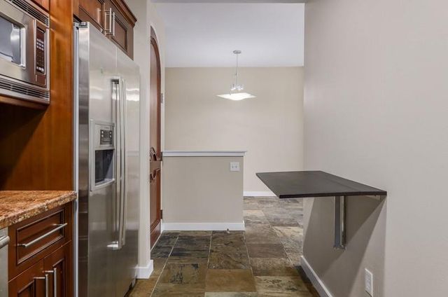 1812 West Avenue Ave 303, Austin, TX 78701