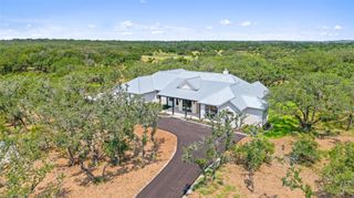 1472 Crooked Creek Court CT, Johnson City, TX 78636