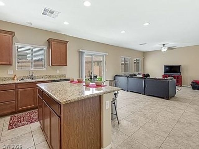 9122 Island Wolf Avenue, Las Vegas, NV 89149