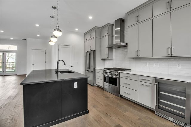 258 Lakefront Boulevard, Buffalo, NY 14202