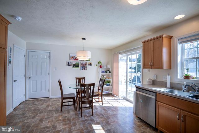 266 GWENEDD LN, Pleasant Gap, PA 16823