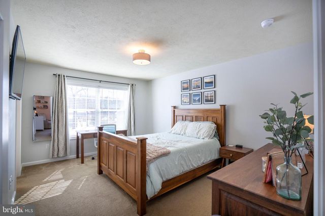 266 GWENEDD LN, Pleasant Gap, PA 16823