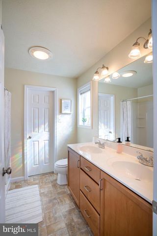 266 GWENEDD LN, Pleasant Gap, PA 16823