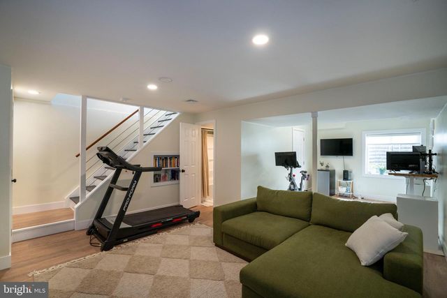 266 GWENEDD LN, Pleasant Gap, PA 16823