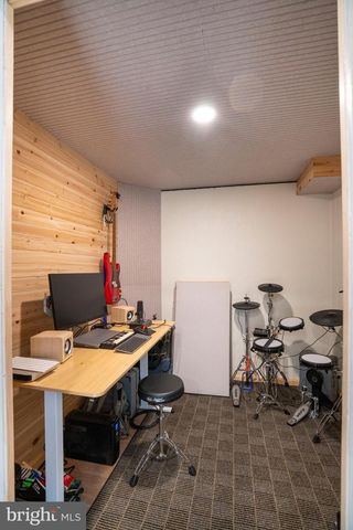 266 GWENEDD LN, Pleasant Gap, PA 16823