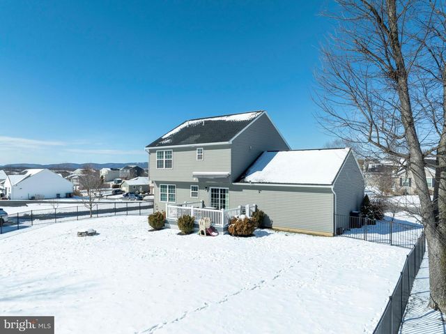 266 GWENEDD LN, Pleasant Gap, PA 16823