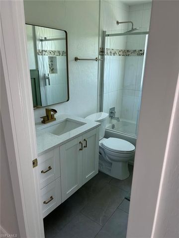 27157 Edenbridge CT, Bonita Springs, FL 34135