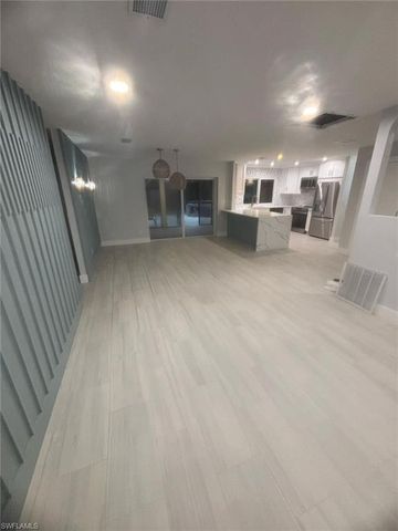 27157 Edenbridge CT, Bonita Springs, FL 34135