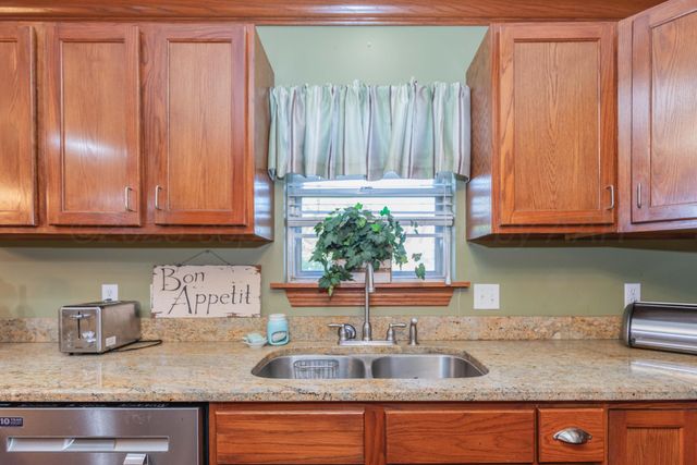 105 S Pratt Street, Claude, TX 79019