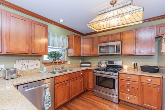 105 S Pratt Street, Claude, TX 79019