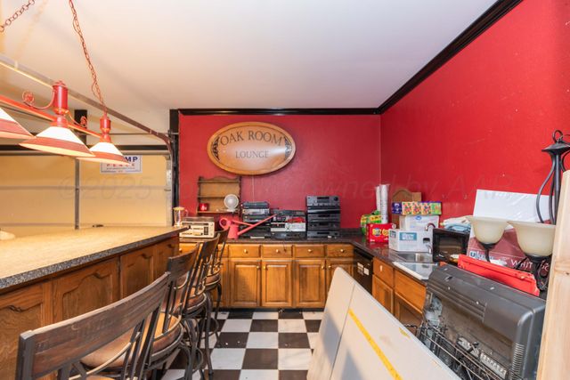 105 S Pratt Street, Claude, TX 79019