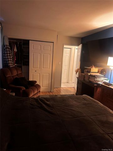 10 Oakwood Terrace 50, New Windsor, NY 12553