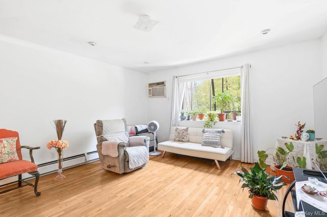 3303 Palmer Avenue, Bronx, NY 10475