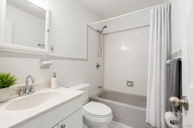 3303 Palmer Avenue, Bronx, NY 10475