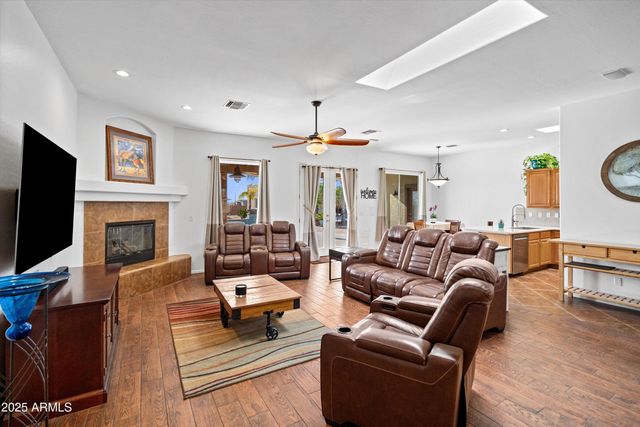 24909 W RED ROBIN Drive, Wittmann, AZ 85361