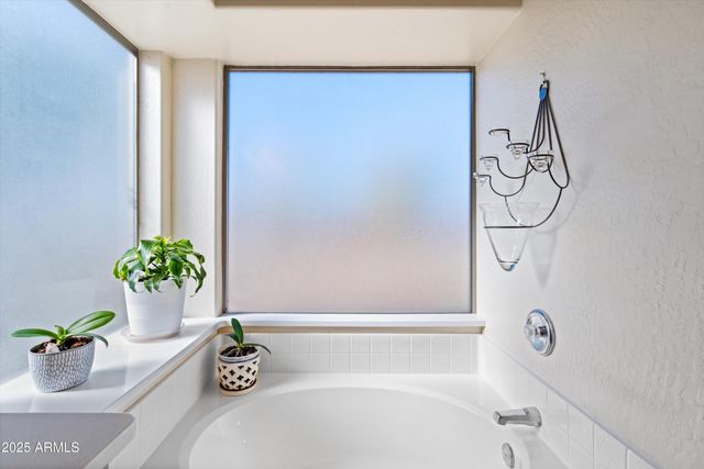 24909 W RED ROBIN Drive, Wittmann, AZ 85361