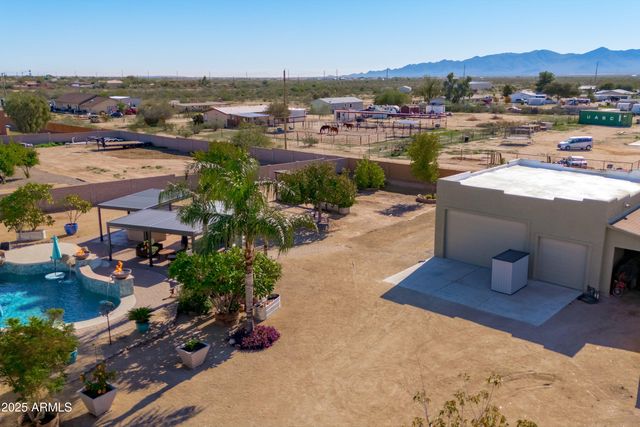 24909 W RED ROBIN Drive, Wittmann, AZ 85361