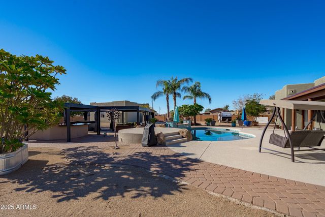24909 W RED ROBIN Drive, Wittmann, AZ 85361