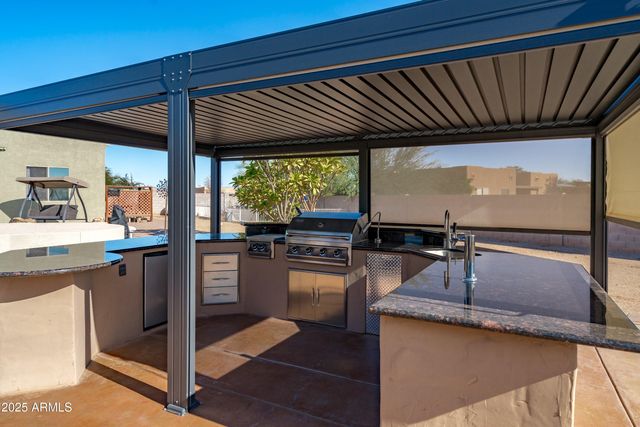 24909 W RED ROBIN Drive, Wittmann, AZ 85361