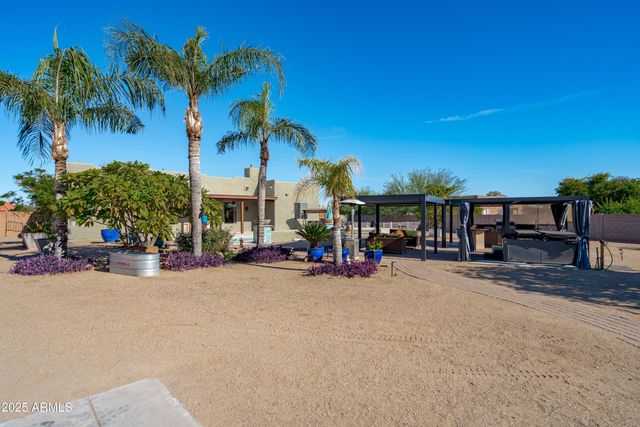 24909 W RED ROBIN Drive, Wittmann, AZ 85361