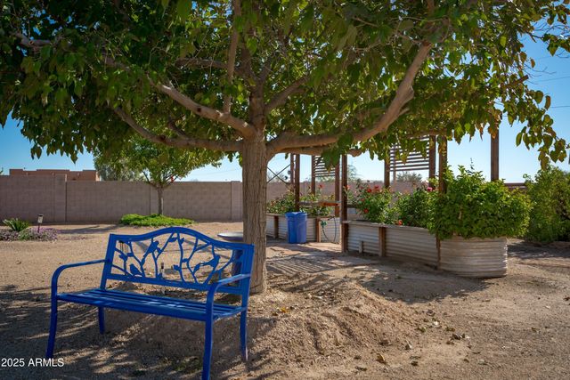 24909 W RED ROBIN Drive, Wittmann, AZ 85361