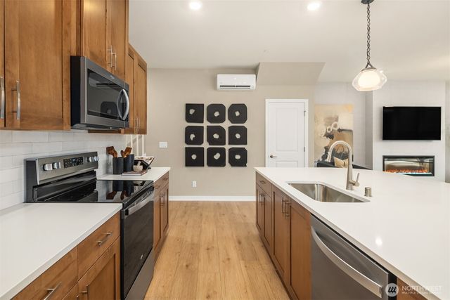15806 23rd Avenue NE, Marysville, WA 98271