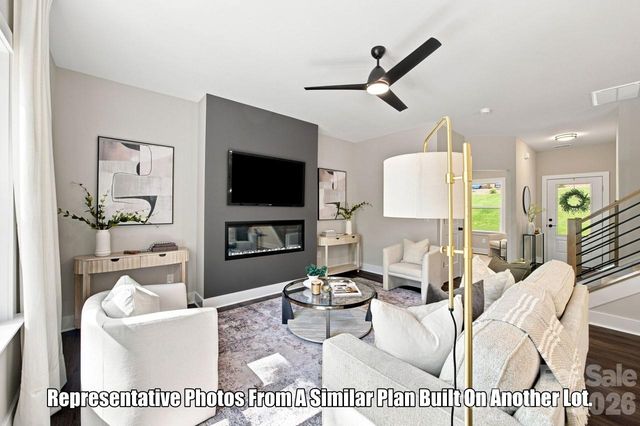 2213 W Seventh Avenue, Gastonia, NC 28052