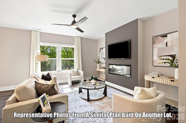 2213 W Seventh Avenue, Gastonia, NC 28052