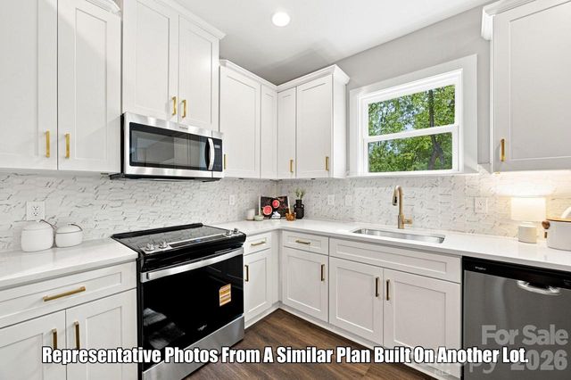 2213 W Seventh Avenue, Gastonia, NC 28052