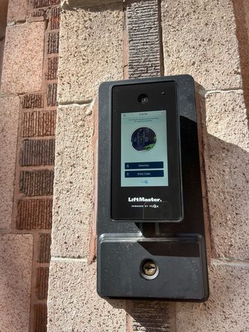 4400 N HAMILTON Avenue 2S, Chicago, IL 60625