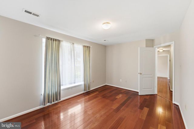 712 BRANDON GREEN DR, Silver Spring, MD 20904