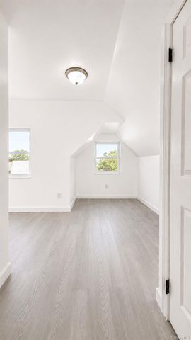 927 Summit Avenue, Bronx, NY 10452