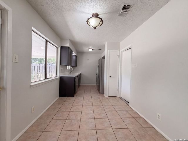 414 JEANETTE DR, Converse, TX 78109