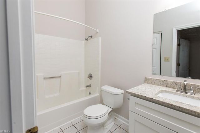 313 Wrought Iron BND, Yorktown, VA 23693