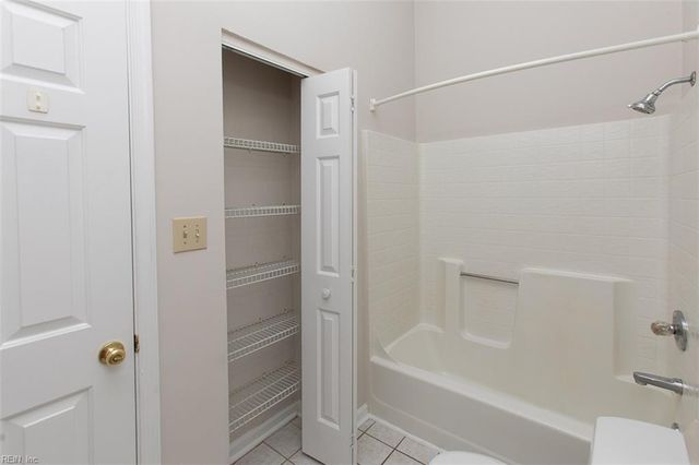 313 Wrought Iron BND, Yorktown, VA 23693