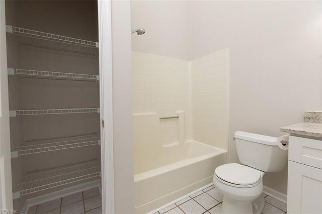313 Wrought Iron BND, Yorktown, VA 23693
