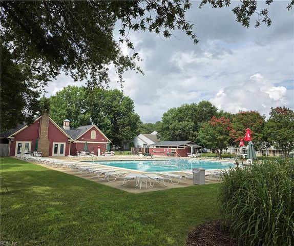 313 Wrought Iron BND, Yorktown, VA 23693