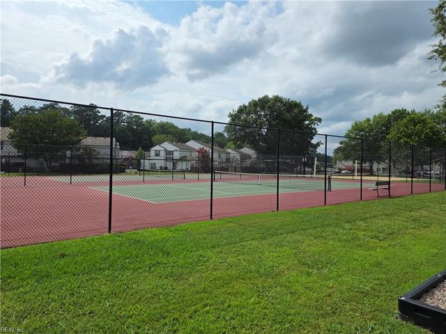 313 Wrought Iron BND, Yorktown, VA 23693