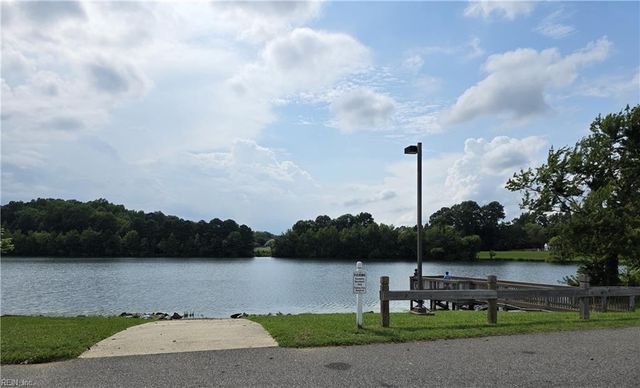 313 Wrought Iron BND, Yorktown, VA 23693