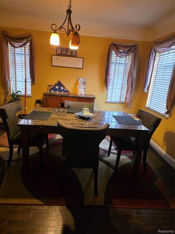 8074 Freda Street, Detroit, MI 48204