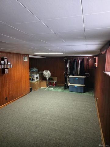 8074 Freda Street, Detroit, MI 48204