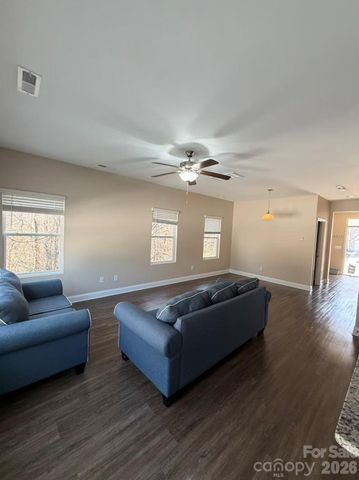 3608 Danvers Street, Charlotte, NC 28213