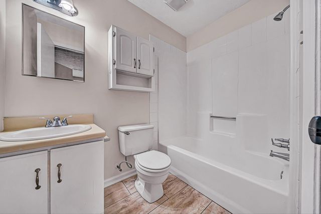 162 Tinkerview DR, Cloverdale, VA 24077