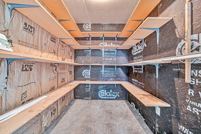 162 Tinkerview DR, Cloverdale, VA 24077