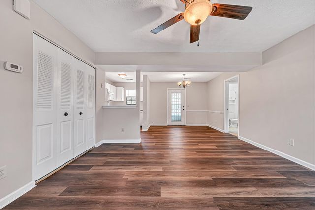 162 Tinkerview DR, Cloverdale, VA 24077